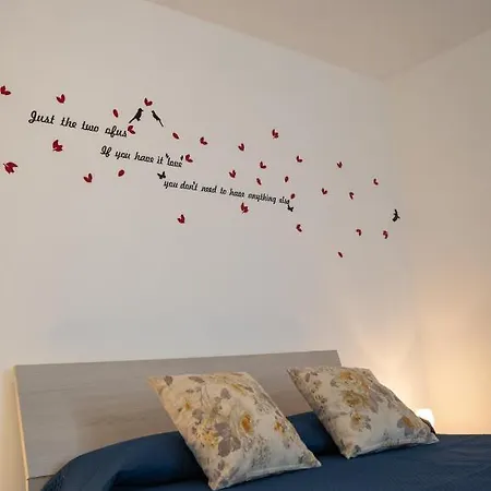 La Dimora Degli Dei Apartment *